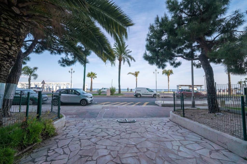 La Prom - A Two Bedroom Apartment With A Sea View Nice Exterior foto